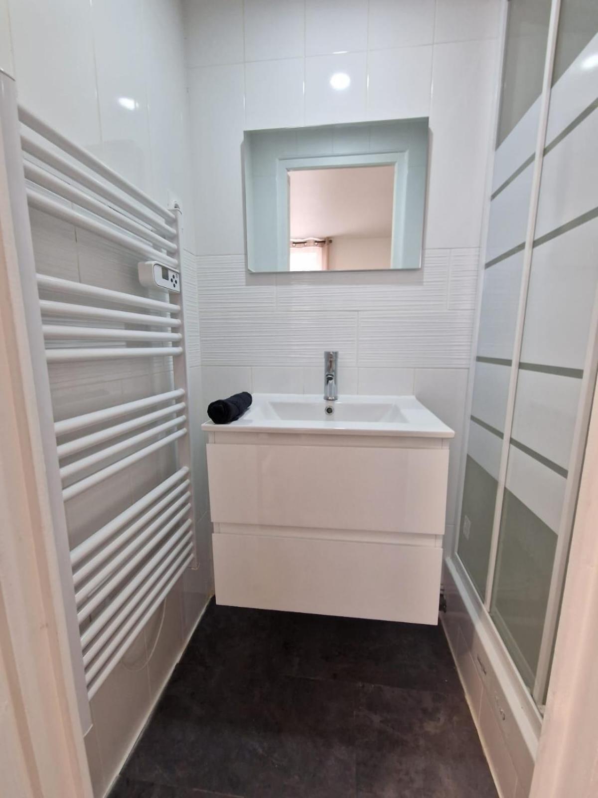 Appartement Hyper Centre Cosy Avec Balcon シャトーダン エクステリア 写真